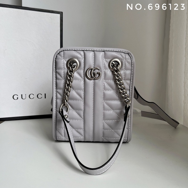 Gucci Handbags 284